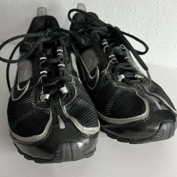 Nike Air Max 90 Black and Silver Women's Size 8 Running Shoes - Picture 3 of 6